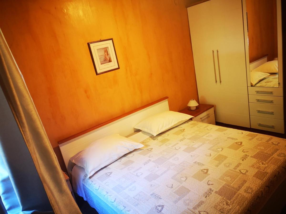 Apartment Marisa ポレッチ エクステリア 写真